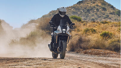 HONDA NX 500 EN CARRETERA