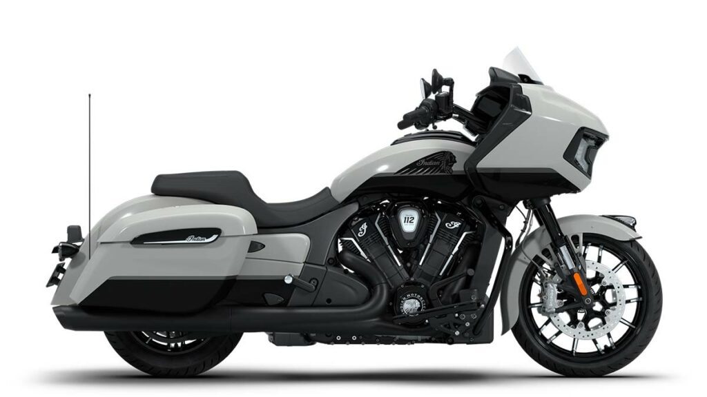 INDIAN CHALLENGER DARK HORSE 2026